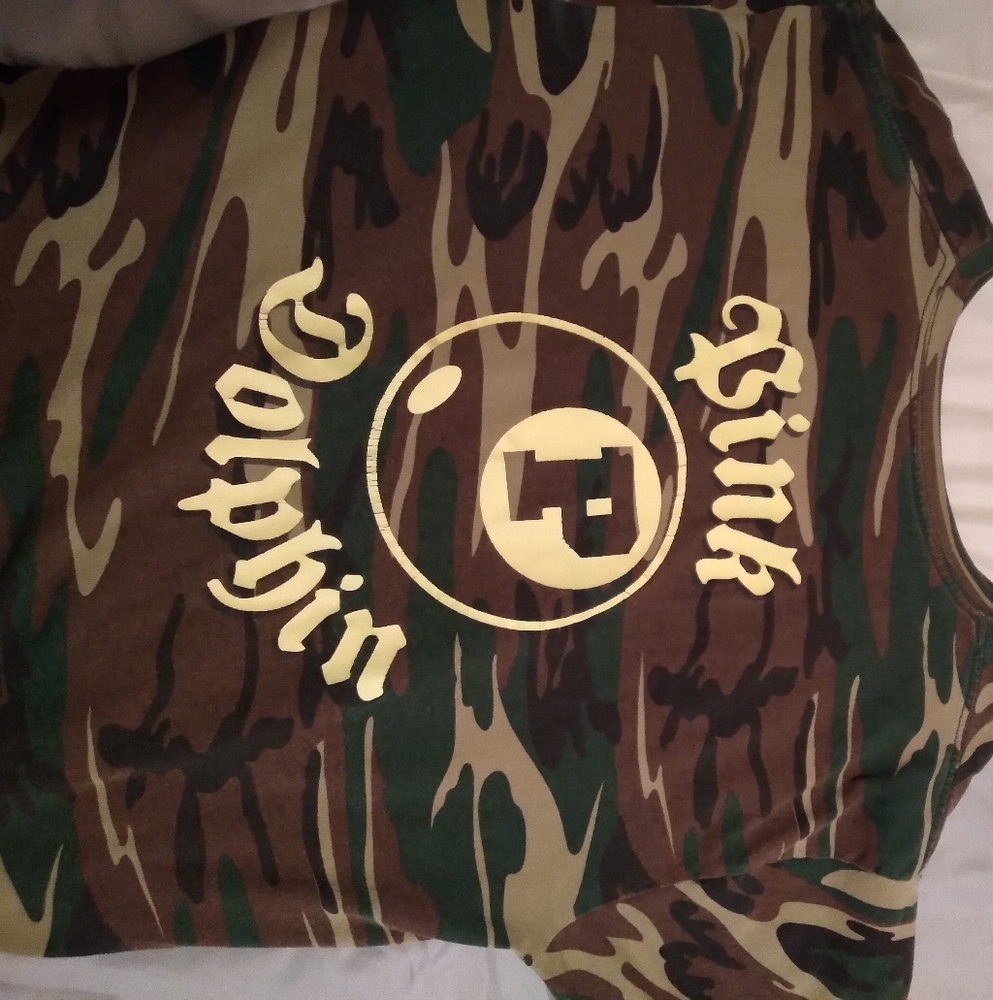 PINK DOLPHIN T SHIRT